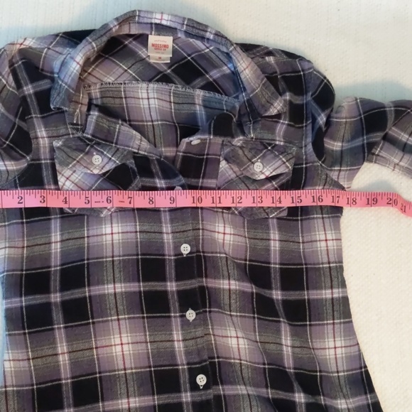Long sleeve purple & black plaid flannel - Picture 6 of 7